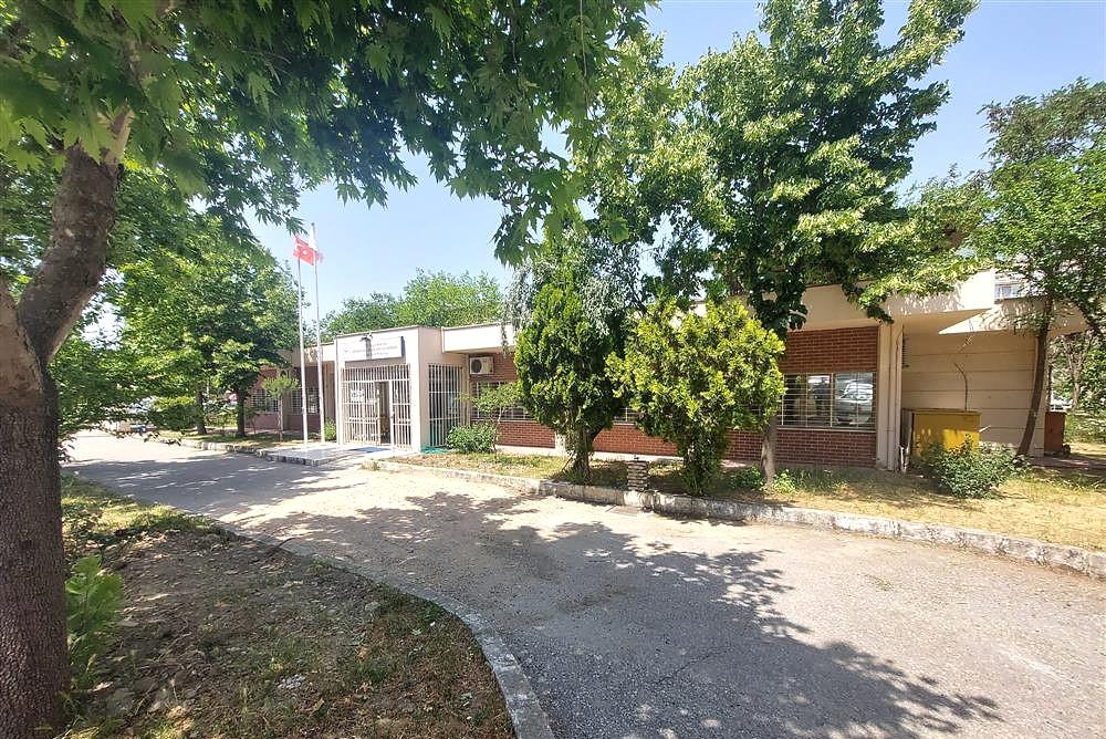 Laleli Az ve Di Sal Poliklinii