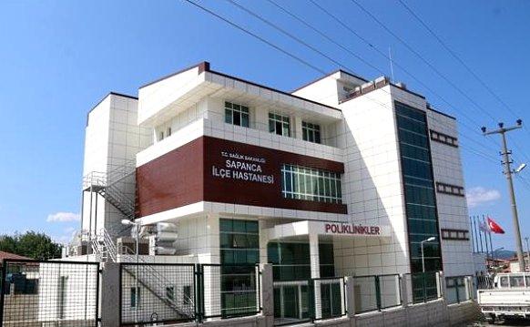 Sapanca le Devlet Hastanesi